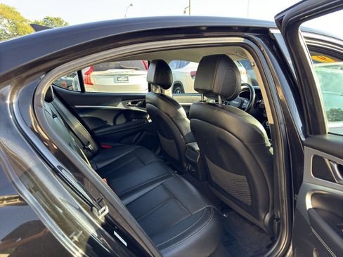 Used 2019 Genesis G70 2.0T Sport image 39