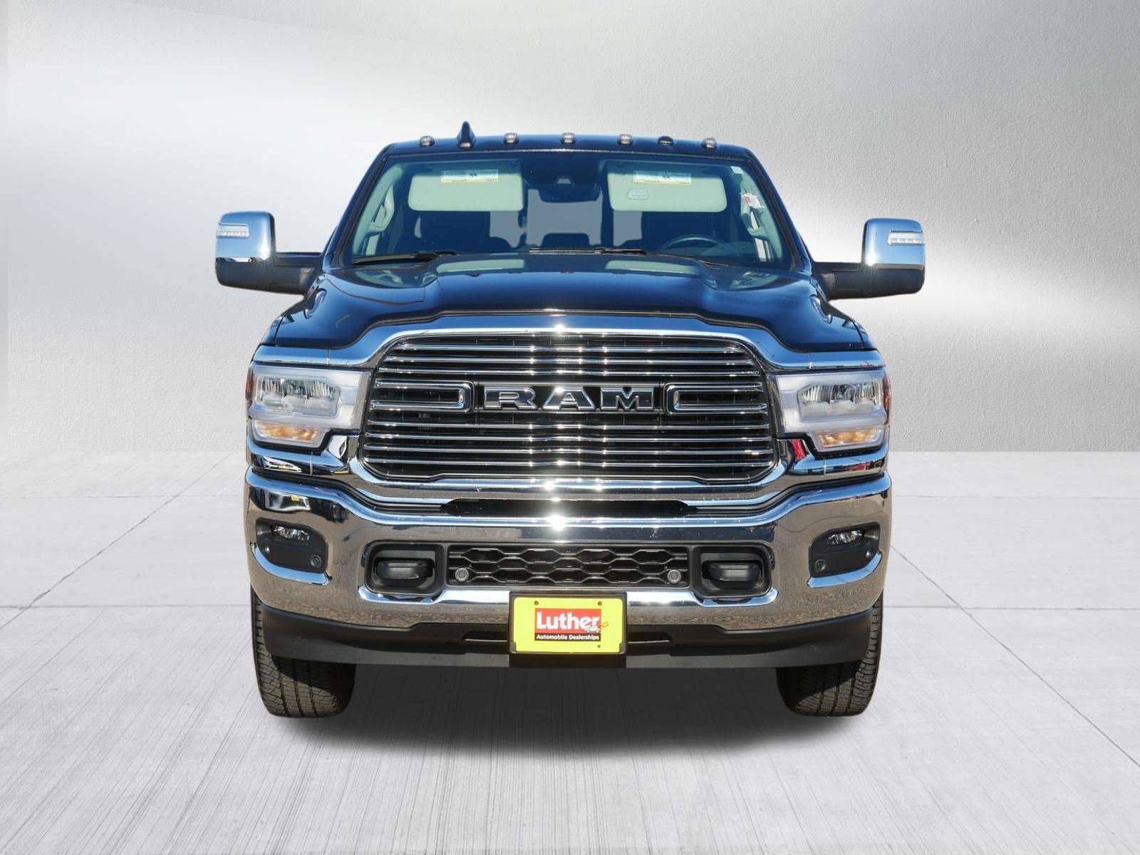 Used 2024 RAM 2500 Laramie w/ Safety Group AWD/4WD image 2