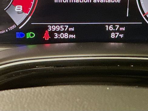 Used 2021 Audi SQ8 Prestige w/ Prestige Package AWD/4WD image 22