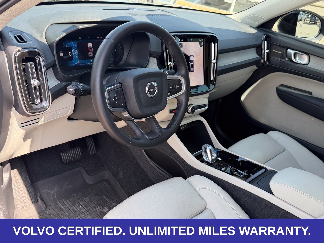 Certified 2025 Volvo XC40 B5 Ultra w/ Protection Package Premier AWD/4WD image 15