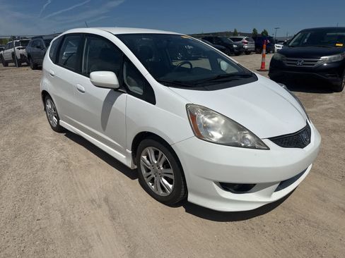 Used 2010 Honda Fit Sport image 4