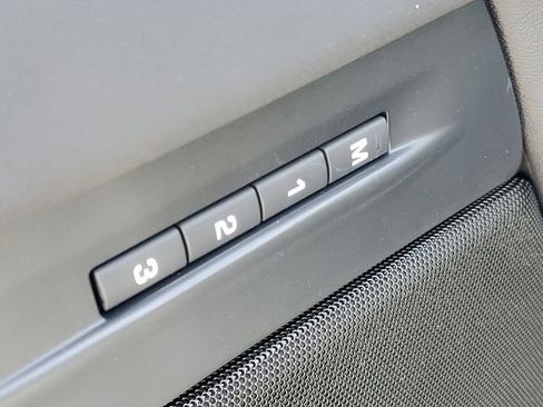 Used 2026 Land Rover Range Rover Evoque S image 25