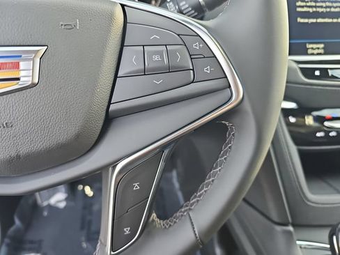 Used 2026 Cadillac XT5 Luxury w/ LPO, Floor Liner Package AWD/4WD image 19