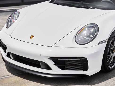 Used 2024 Porsche 911 Carrera 4 GTS AWD/4WD image 6