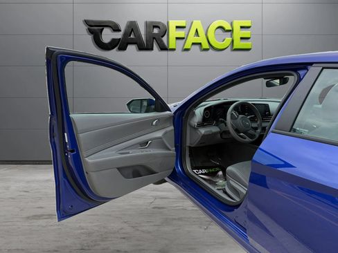 Used 2021 Hyundai Elantra SEL w/ Convenience Package FWD image 15
