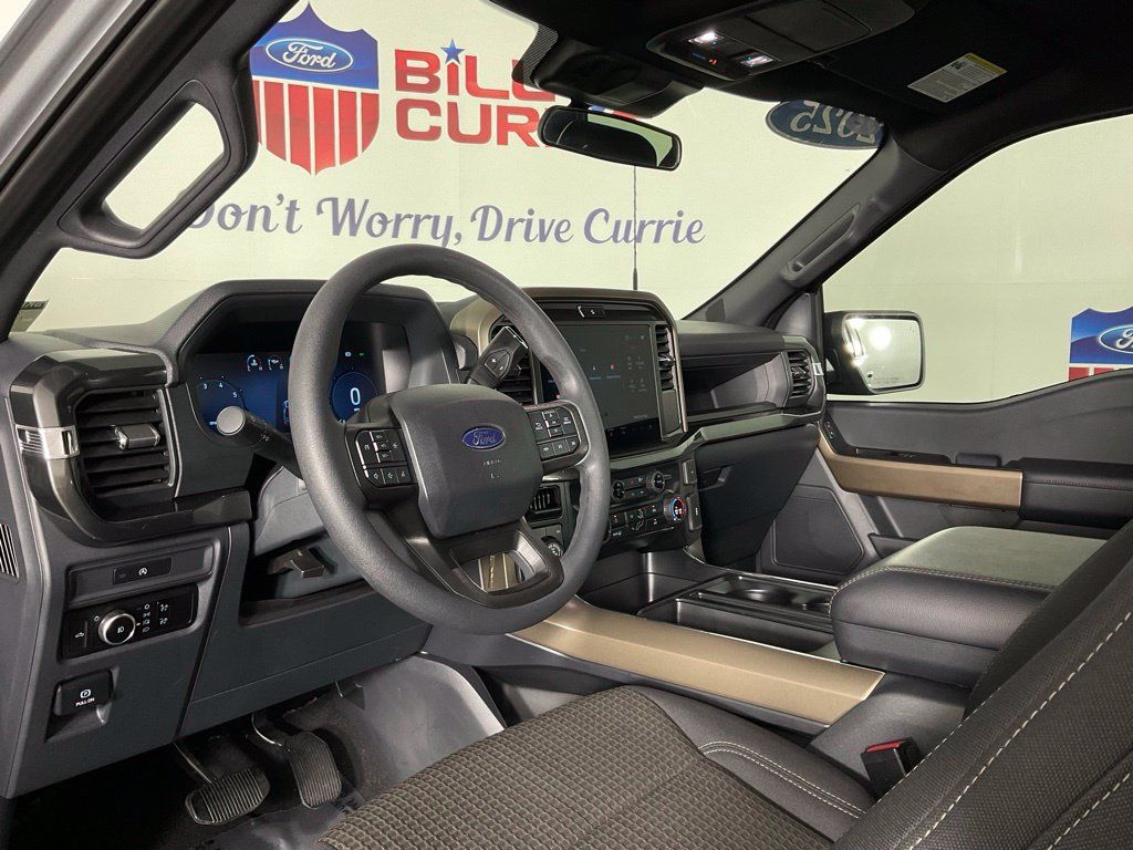Used 2025 Ford F150 STX w/ Equipment Group 201A FX4 AWD/4WD image 13