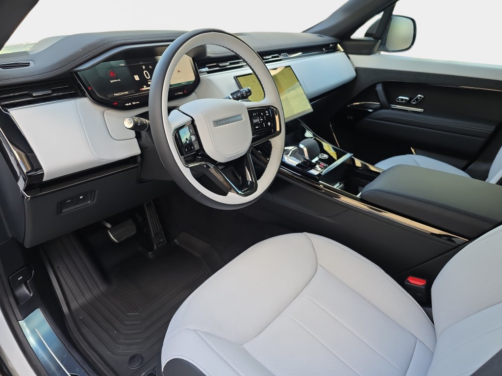 New 2027 Land Rover Range Rover Sport Battersea AWD/4WD image 13