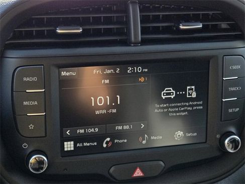 Certified 2025 Kia Soul LX image 19