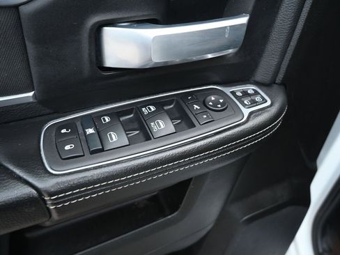 Used 2024 RAM 2500 Big Horn image 3