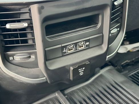 Used 2020 RAM 2500 Laramie AWD/4WD image 17