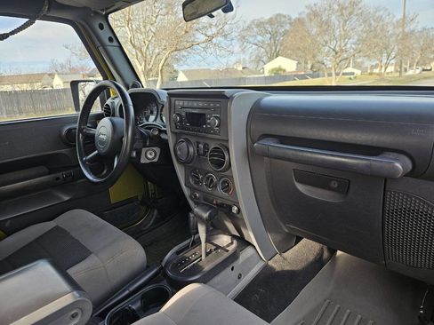 Used 2008 Jeep Wrangler X image 14