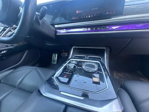 Used 2023 BMW 740i w/ Parking Assistance Package RWD image 19