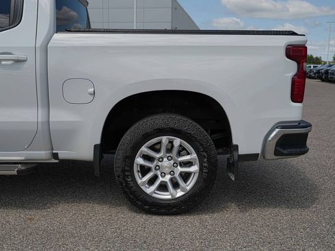 Used 2025 Chevrolet Silverado 1500 LT AWD/4WD image 12