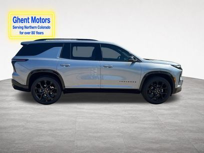 Used 2025 Chevrolet Traverse RS