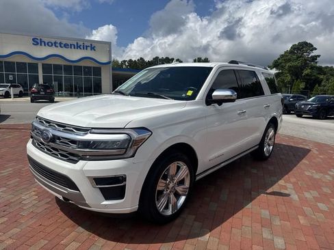 Used 2024 Ford Expedition Platinum AWD/4WD image 1
