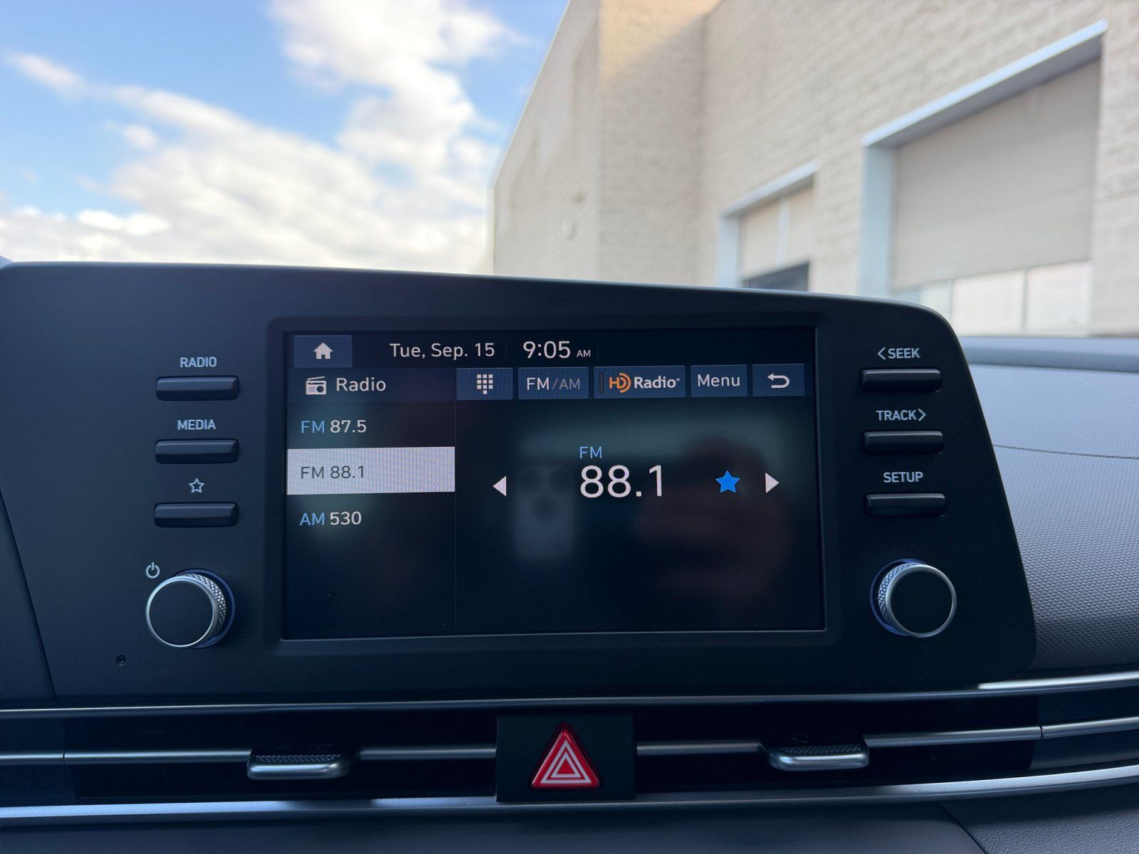 Certified 2025 Hyundai Elantra SE FWD image 12