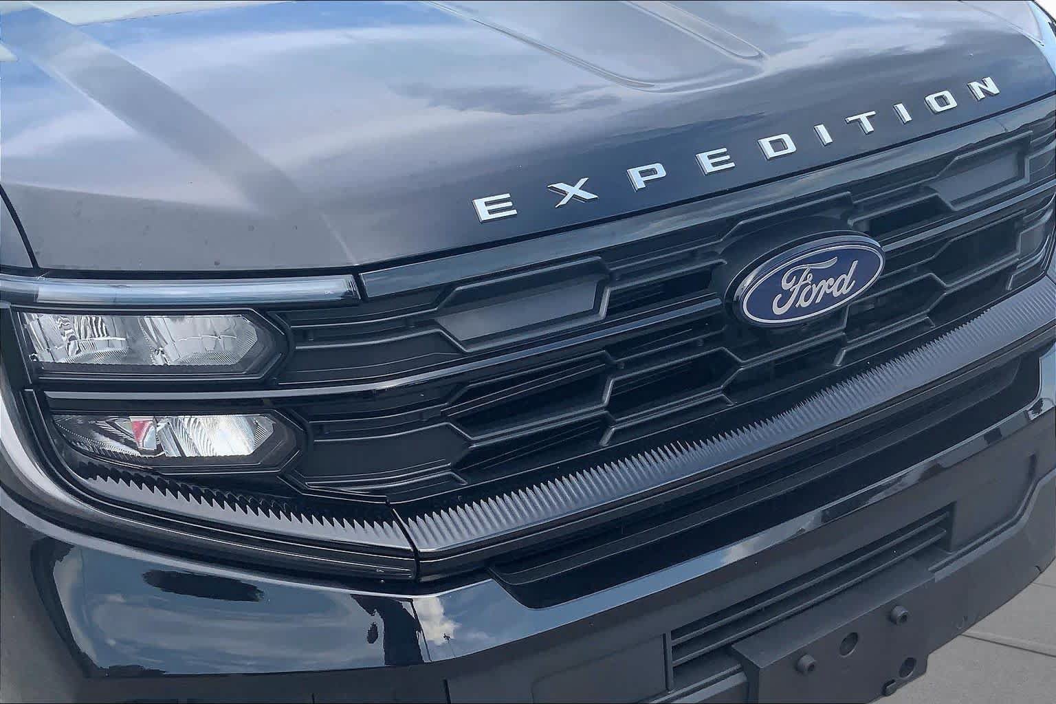 Certified 2026 Ford Expedition Active RWD image 29