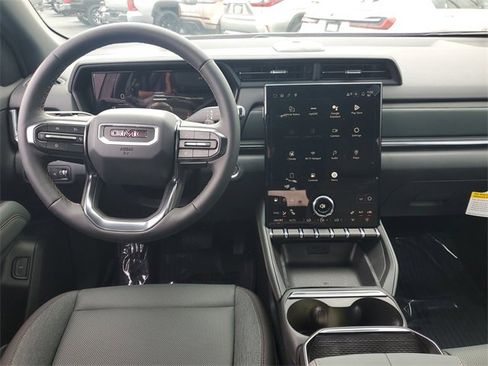 New 2026 GMC Terrain AT4 w/ Technology Package II image 9