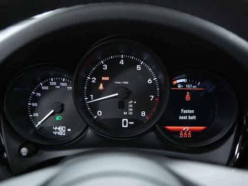Used 2025 Porsche Macan image 24