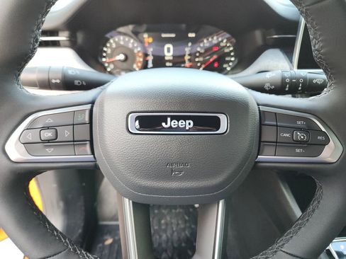 New 2026 Jeep Compass Latitude image 27