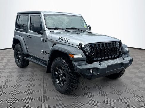 Used 2020 Jeep Wrangler Sport AWD/4WD image 2