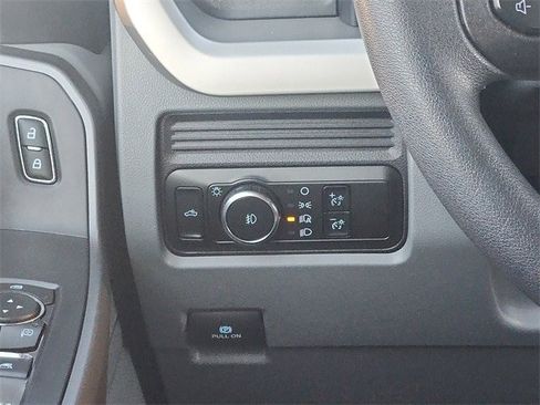 Certified 2025 Ford F350 XLT w/ Snow Plow/Camper Package image 12