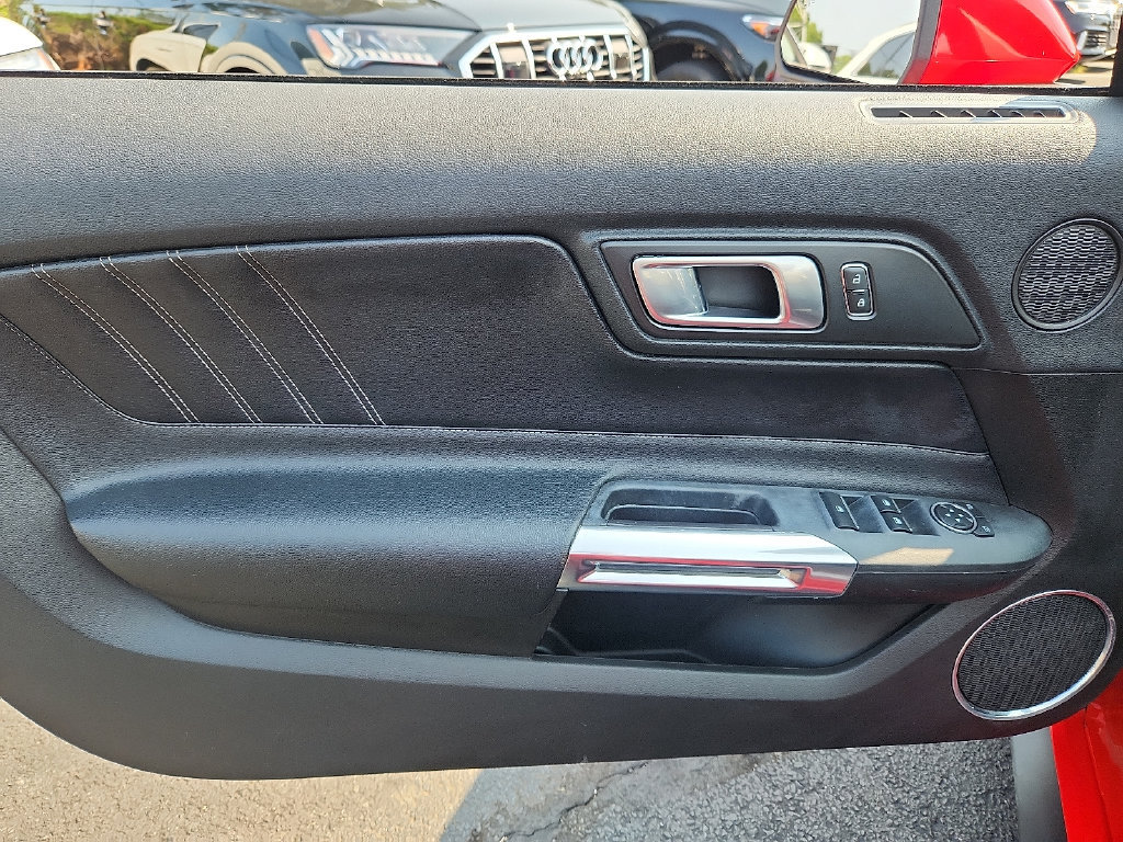 Used 2022 Ford Mustang Premium RWD image 17