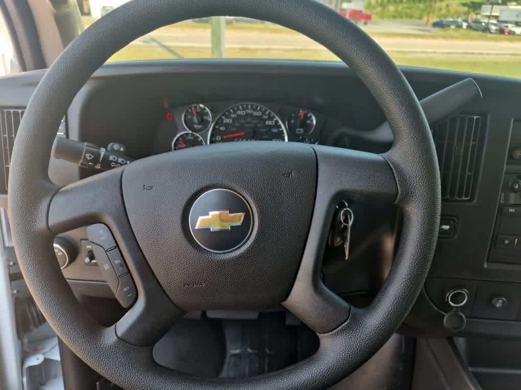 New 2026 Chevrolet Express 2500 Extended w/ Driver Convenience Package RWD image 12