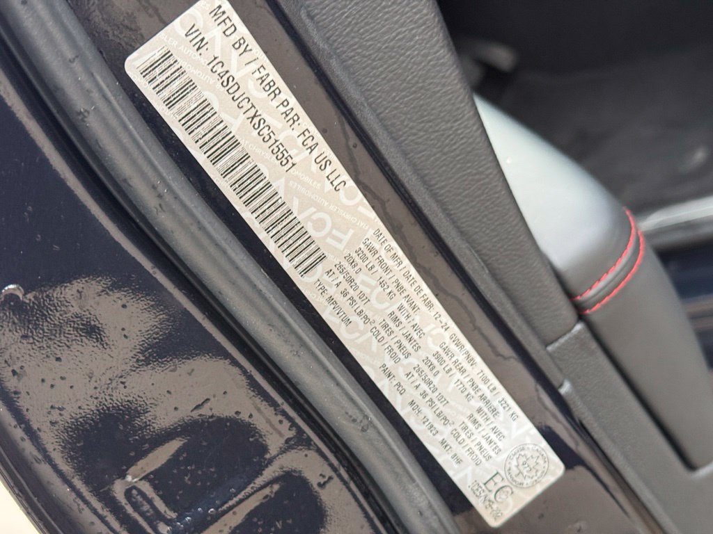 Used 2025 Dodge Durango R/T AWD/4WD image 11