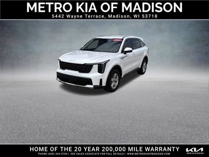 Used 2025 Kia Sorento LX