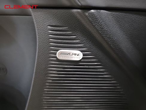 Used 2023 Dodge Challenger R/T w/ Plus Package image 24