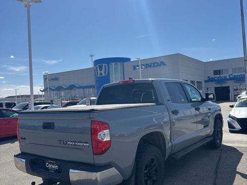 Used 2020 Toyota Tundra SR5 w/ SR5 Upgrade Package AWD/4WD image 6