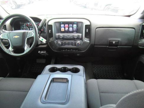 Certified 2018 Chevrolet Silverado 1500 LT RWD image 12