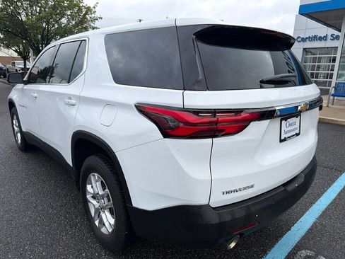 Used 2023 Chevrolet Traverse LS FWD image 8