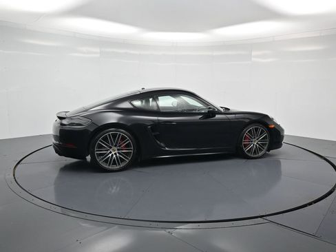 Certified 2024 Porsche 718 Cayman GTS image 31