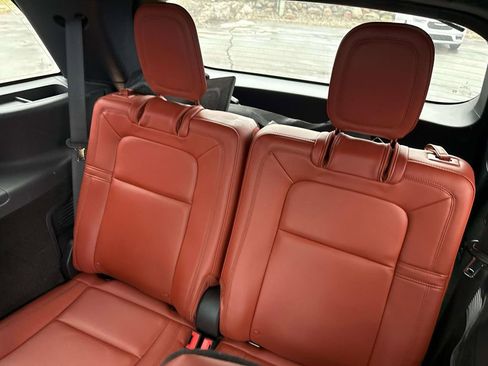Used 2025 Lincoln Aviator Reserve w/ Illumination Package AWD/4WD image 10