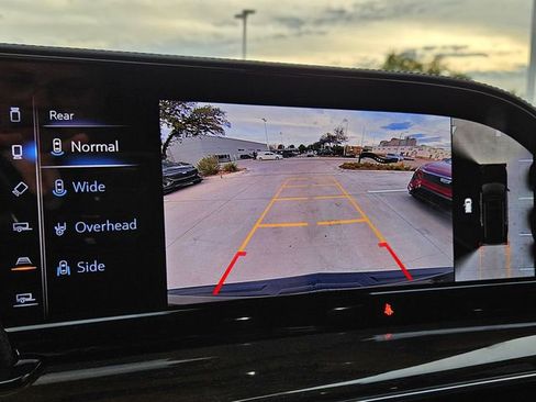 Used 2024 Cadillac Escalade ESV Sport Platinum image 11