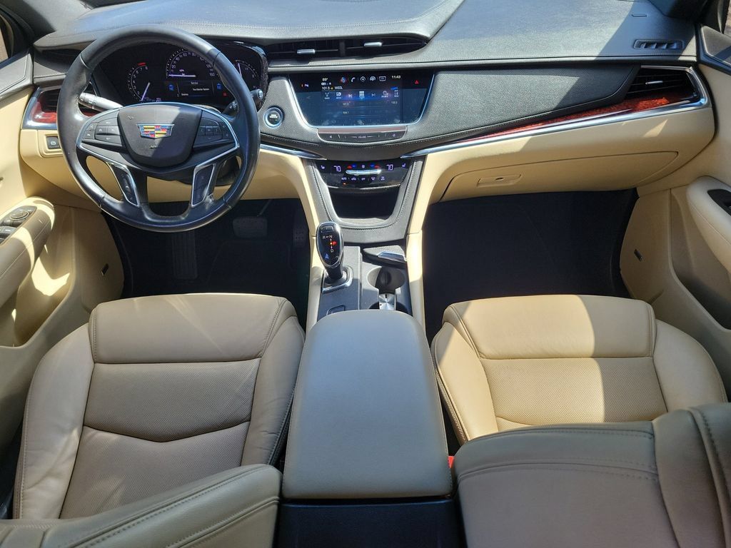 Used 2019 Cadillac XT5 Luxury FWD image 12
