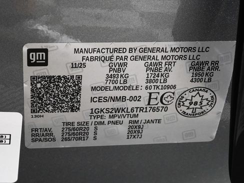 Used 2026 GMC Yukon XL AT4 Ultimate w/ LPO, Floor Liner Package AWD/4WD image 42