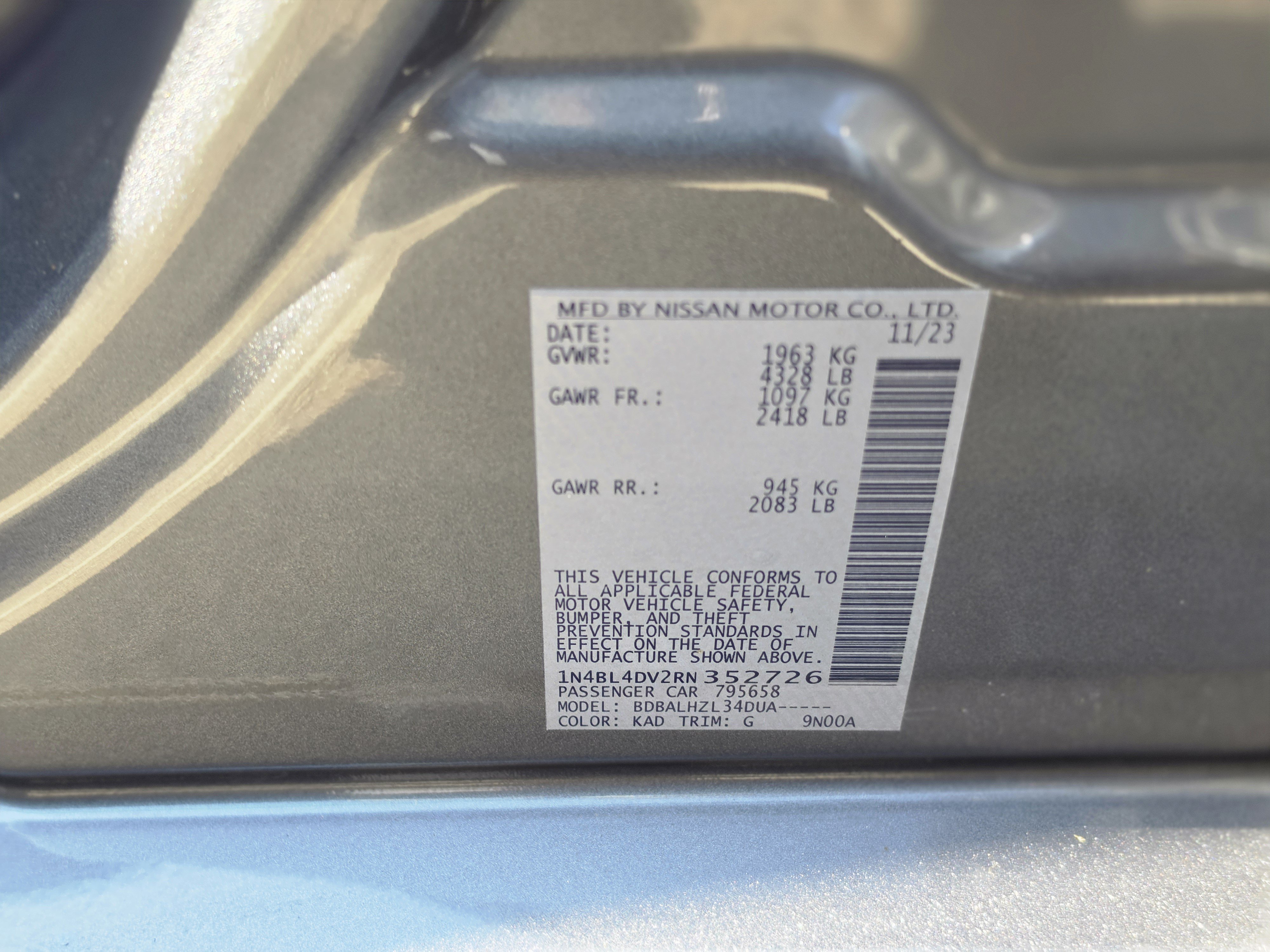 Used 2024 Nissan Altima 2.5 SV FWD image 32