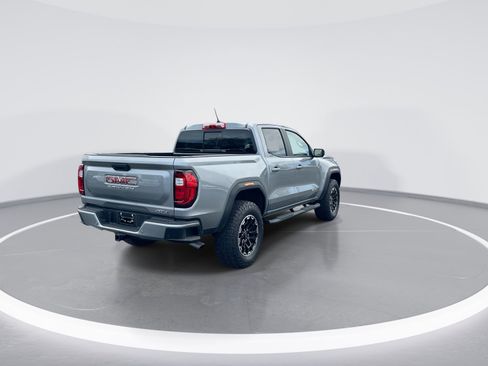 Used 2026 GMC Canyon AT4 w/ Technology Plus Package AWD/4WD image 9