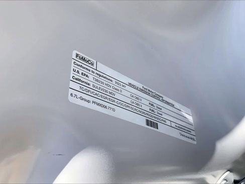 Used 2023 Ford F250 Lariat w/ Chrome Package image 33