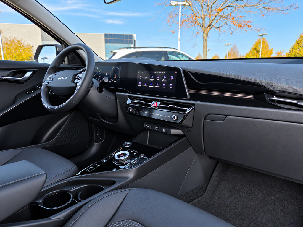 Certified 2026 Kia Niro Wind w/ Wind Preserve Package FWD image 23