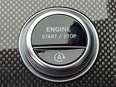 Certified 2022 Mercedes-Benz C 300 4MATIC Sedan image 23