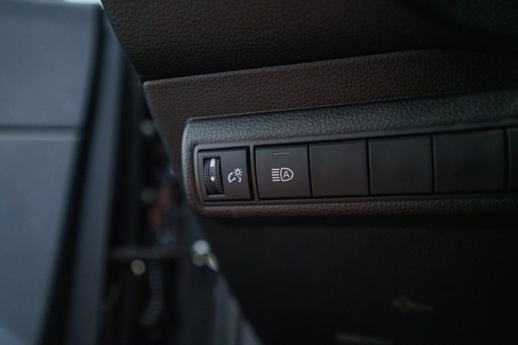 Certified 2026 Toyota Corolla SE FWD image 21