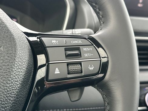 New 2026 Honda Pilot Touring image 28