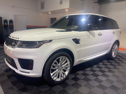 Used 2019 Land Rover Range Rover Sport HSE Dynamic image 18