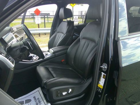 Used 2020 BMW X5 xDrive50i AWD/4WD image 75