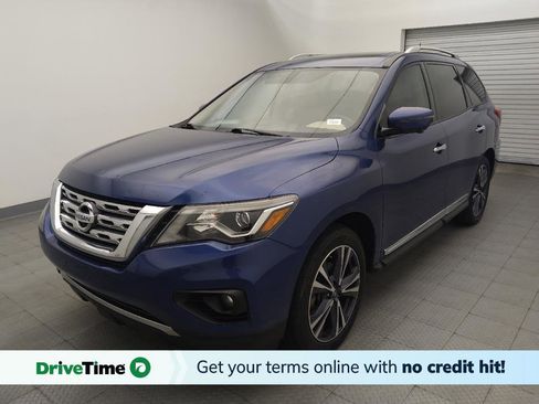 Used 2017 Nissan Pathfinder Platinum image 1