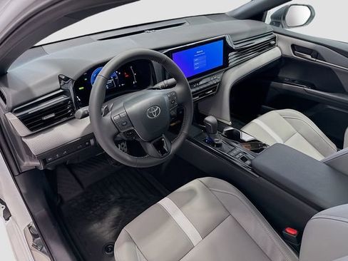 Certified 2025 Toyota Camry SE w/ Multimedia Upgrade Package image 9